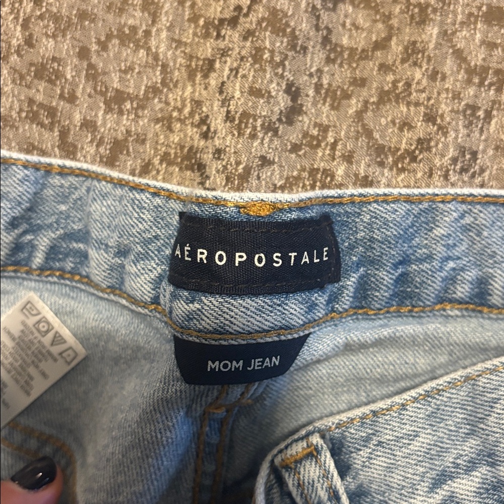 Aeropostale Light Blue Distressed Boyfriend Jeans - Picture 3 of 4